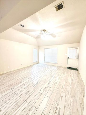 10823 Coral Garden Lane, Houston, TX 77075