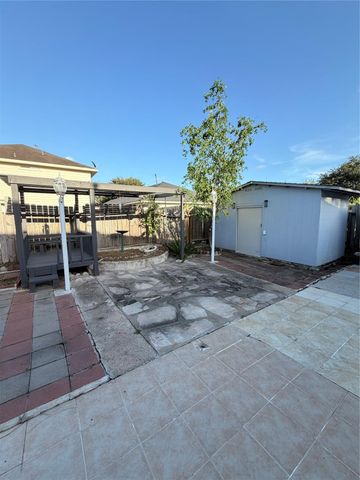 10823 Coral Garden Lane, Houston, TX 77075