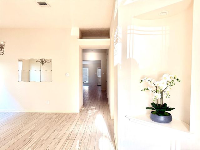 10823 Coral Garden Lane, Houston, TX 77075