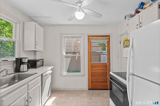 80 Linwood Avenue, Newington, CT 06111