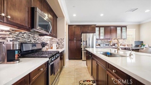 3991 Alpine Fir Court, San Bernardino, CA 92407