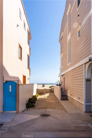 53 Surfside, Surfside, CA 90743