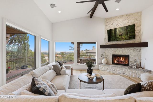 2050 RUSTIC TIMBERS Lane, Prescott, AZ 86303