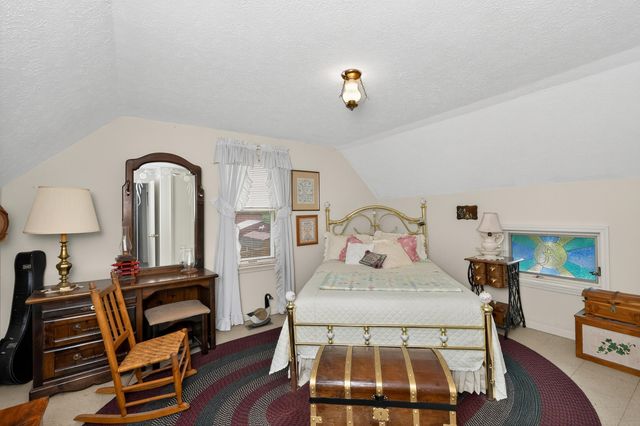 295 Fairview Road, Williamstown, KY 41097