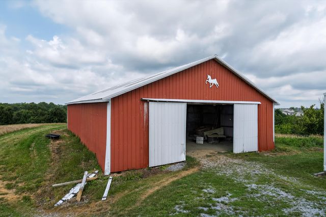 295 Fairview Road, Williamstown, KY 41097