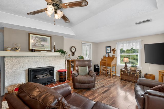 295 Fairview Road, Williamstown, KY 41097