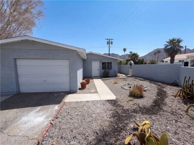 52990 Avenida Diaz, La Quinta, CA 92253