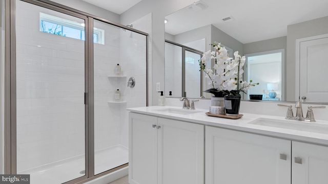 109 PEAR RIDGE DR, Harrisburg, PA 17111