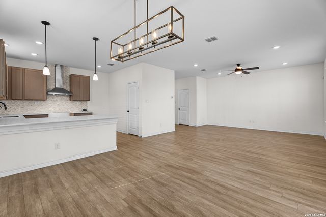 1863 OVERLOOK KNL, San Antonio, TX 78245