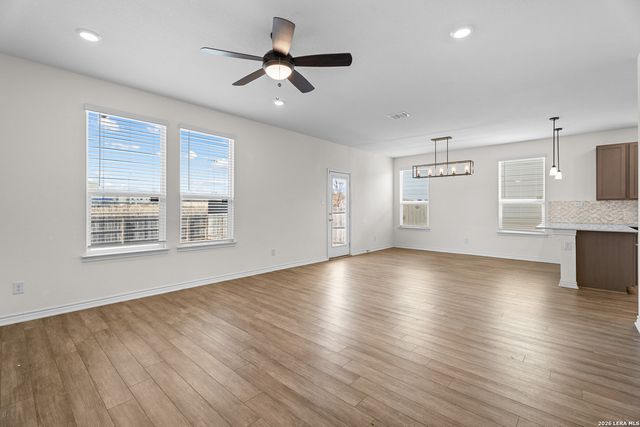 1863 OVERLOOK KNL, San Antonio, TX 78245
