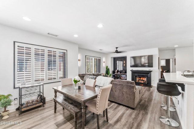 28046 Serra Lane, Valencia, CA 91355