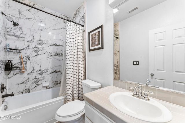 28046 Serra Lane, Valencia, CA 91355