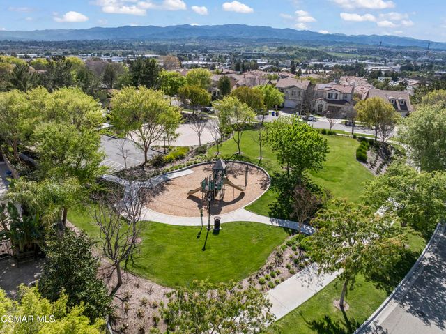 28046 Serra Lane, Valencia, CA 91355