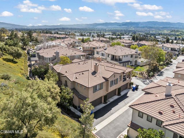 28046 Serra Lane, Valencia, CA 91355