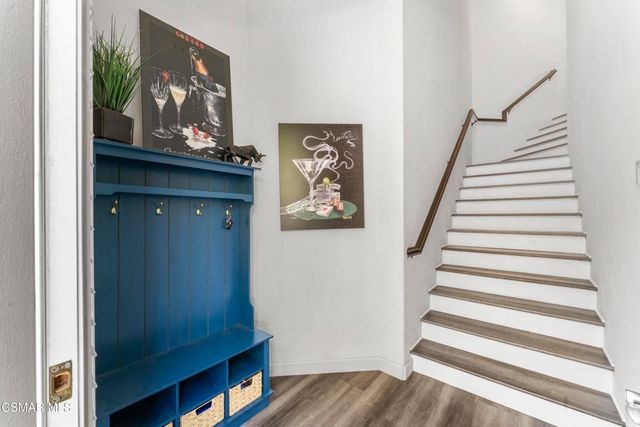 28046 Serra Lane, Valencia, CA 91355