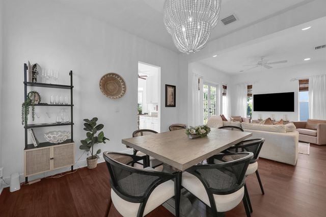 212 W Bay Cedar Circle, Jupiter, FL 33458
