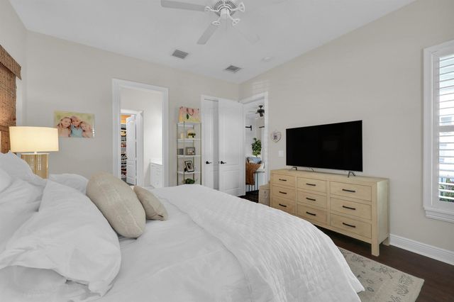 212 W Bay Cedar Circle, Jupiter, FL 33458