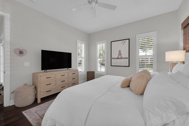 212 W Bay Cedar Circle, Jupiter, FL 33458