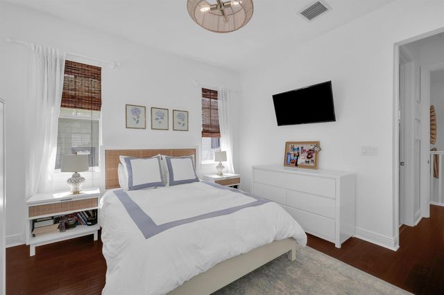 212 W Bay Cedar Circle, Jupiter, FL 33458