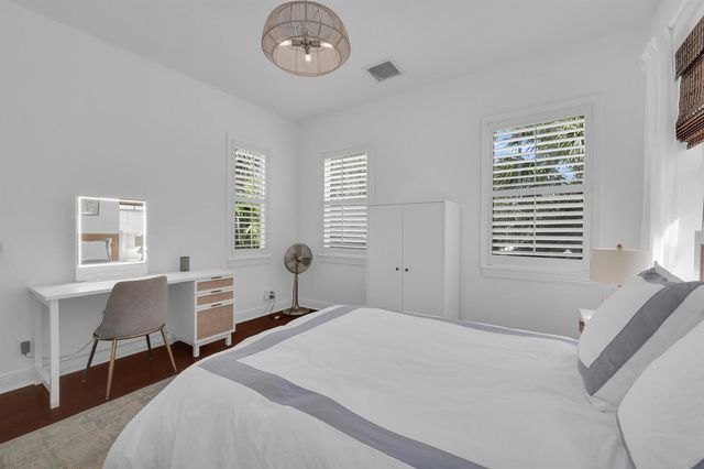 212 W Bay Cedar Circle, Jupiter, FL 33458