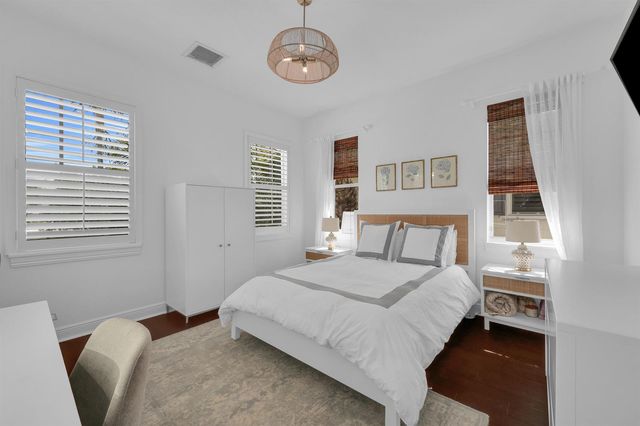 212 W Bay Cedar Circle, Jupiter, FL 33458