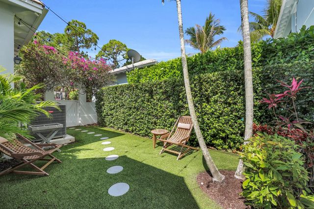 212 W Bay Cedar Circle, Jupiter, FL 33458