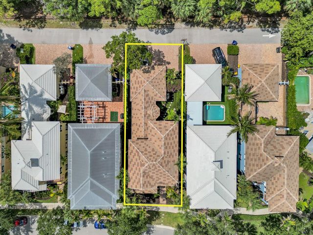 212 W Bay Cedar Circle, Jupiter, FL 33458