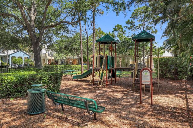 212 W Bay Cedar Circle, Jupiter, FL 33458