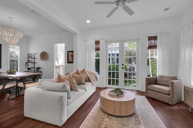 212 W Bay Cedar Circle, Jupiter, FL 33458