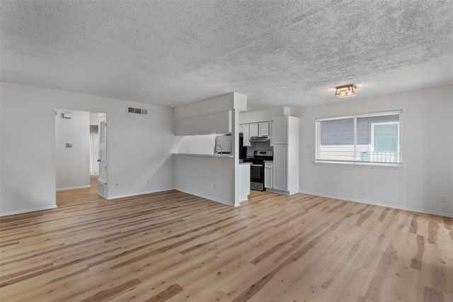 2707 Windswept CV 103, Austin, TX 78745
