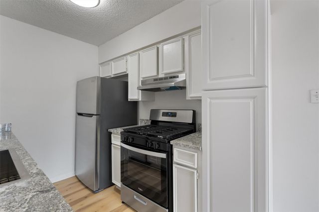 2707 Windswept CV 103, Austin, TX 78745