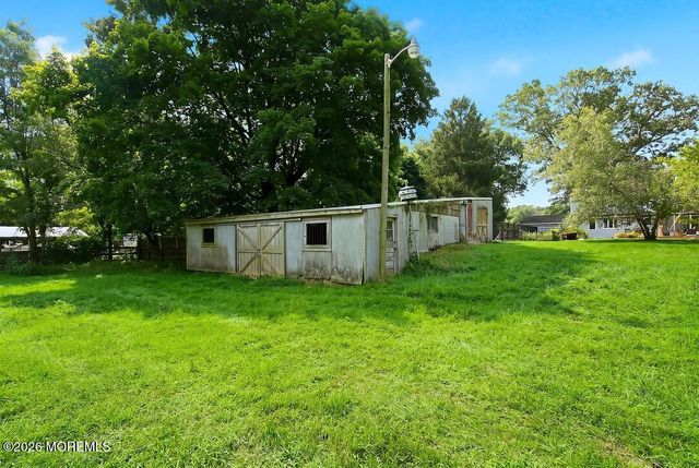 49 Maxim Road, Howell, NJ 07731