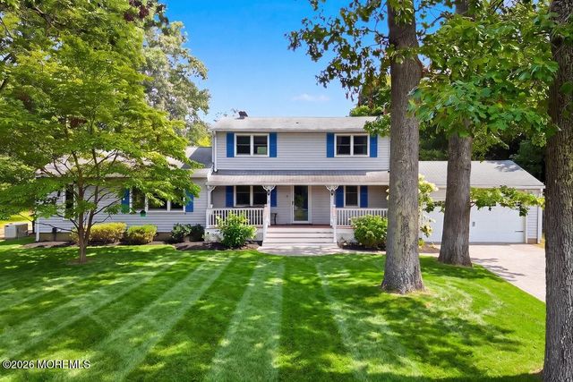 49 Maxim Road, Howell, NJ 07731