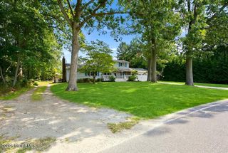49 Maxim Road, Howell, NJ 07731