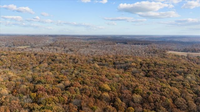 120 Fiser Rd, Waverly, TN 37185