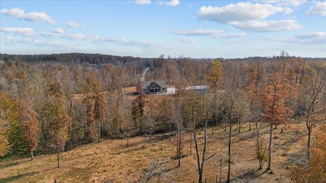 120 Fiser Rd, Waverly, TN 37185