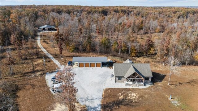 120 Fiser Rd, Waverly, TN 37185