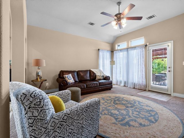 1005 Hubbard Creek Trail, Mckinney, TX 75071