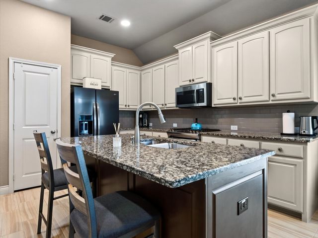 1005 Hubbard Creek Trail, Mckinney, TX 75071