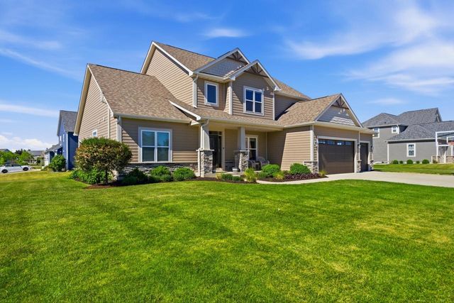 1152 W Sunrise PASS, Oak Creek, WI 53154