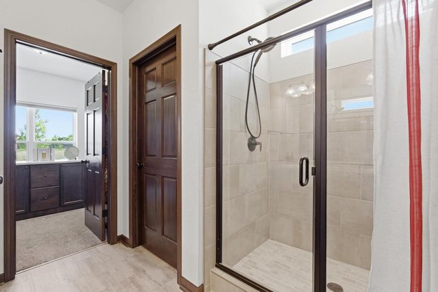 1152 W Sunrise PASS, Oak Creek, WI 53154