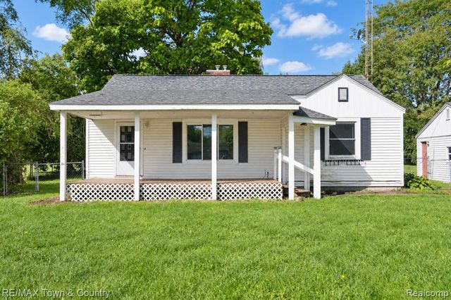 300 S Elms Road, Flushing, MI 48433