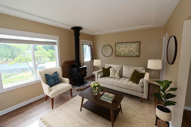 2868 Woodland Park Road, Grants Pass, OR 97527