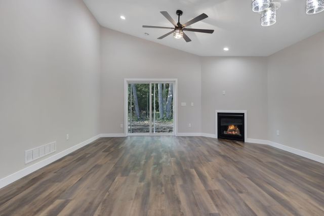 331 Gateway Parkway, Osceola, WI 54020