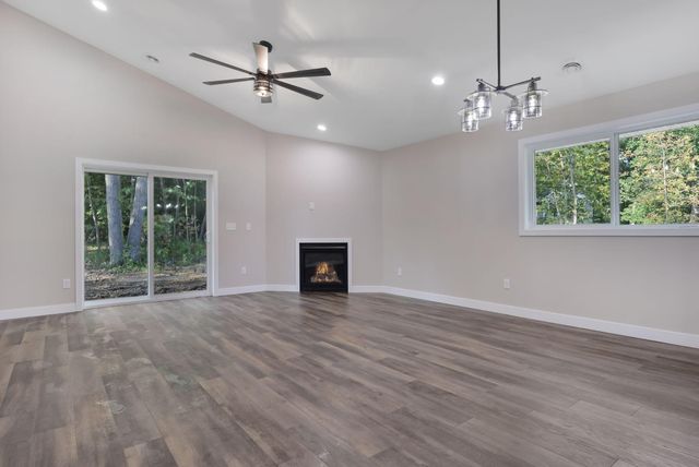 331 Gateway Parkway, Osceola, WI 54020