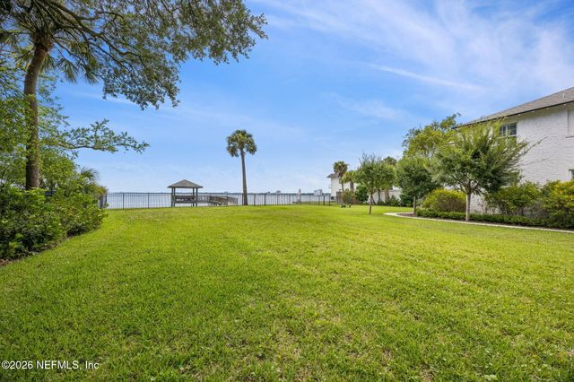 1676 RIVER Road, Jacksonville, FL 32207