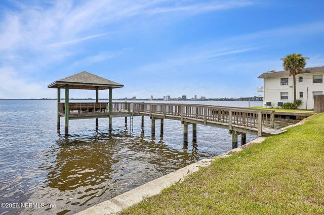 1676 RIVER Road, Jacksonville, FL 32207