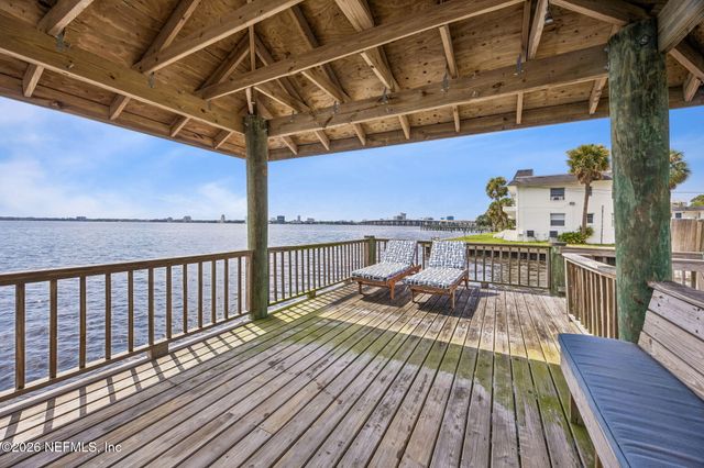1676 RIVER Road, Jacksonville, FL 32207