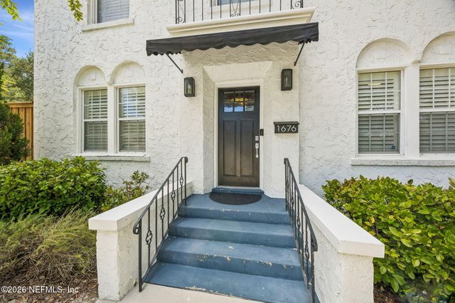 1676 RIVER Road, Jacksonville, FL 32207