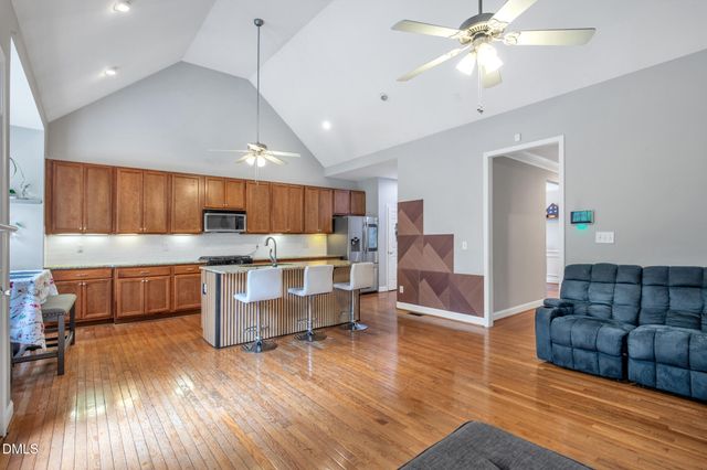 148 Lamplighter Way, Spring Lake, NC 28390